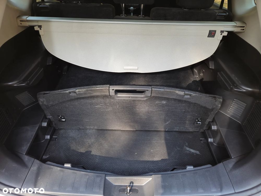 Nissan Rogue - 33