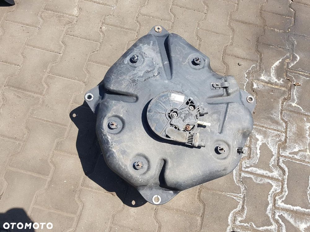 MERCEDES E KLASA W212 LIFT 12-16 2.2 CDI ZBIORNIK POMPKA ADBLUE A2124700200 - 4
