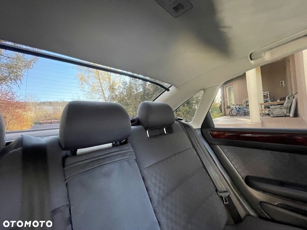 Audi A6 Limousine 2.5 TDI Quattro Tiptr - 16