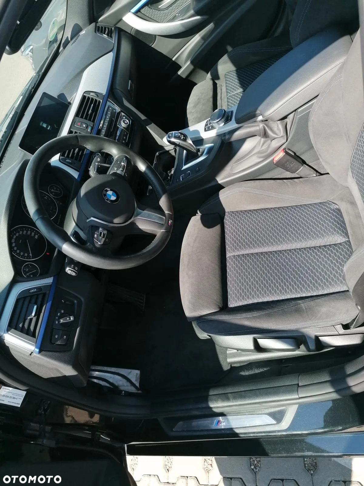 BMW Seria 3 330i xDrive - 13