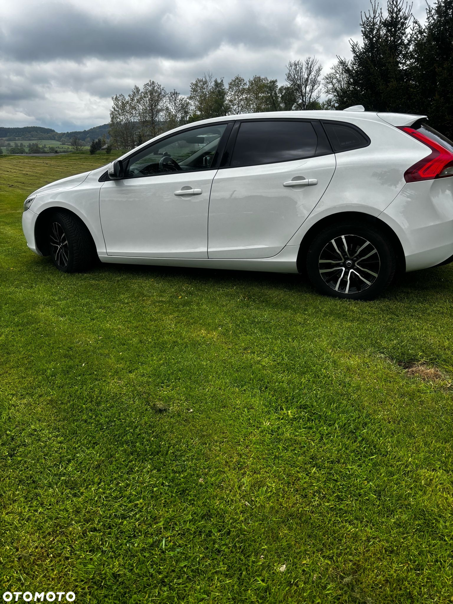 Volvo V40 D3 Drive-E Momentum - 6