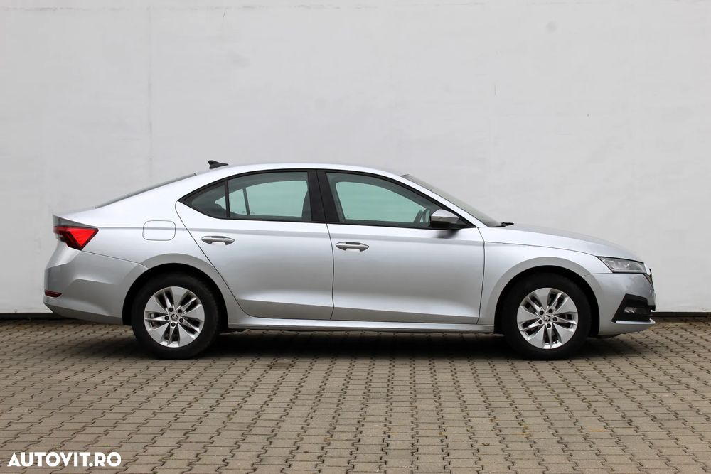 Skoda Octavia 2.0 TDI DSG Ambition - 7