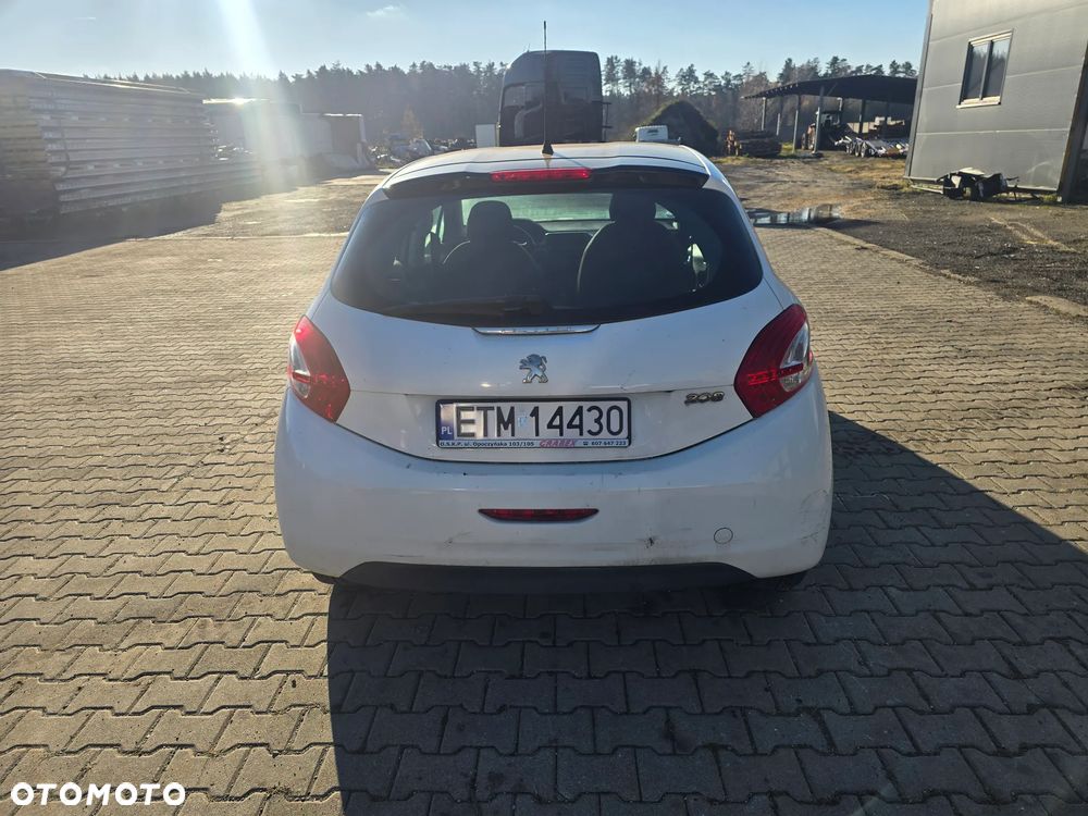 Peugeot 208 HDi 68 Access - 4