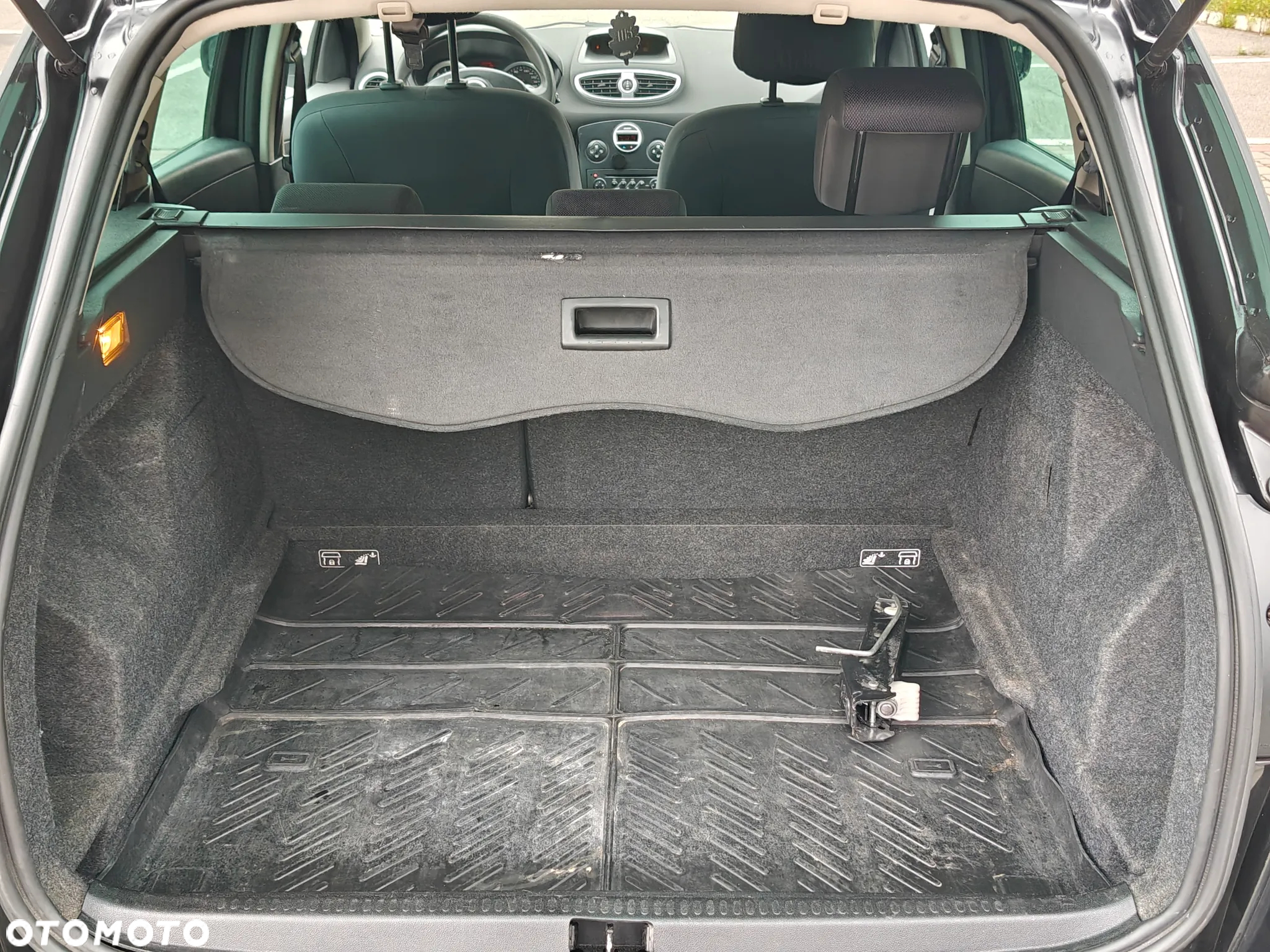 Renault Clio 1.2 TCE Authentique - 18