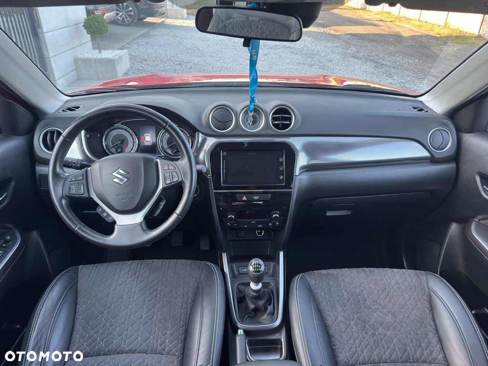Suzuki Vitara 1.4 Boosterjet SHVS Premium 2WD - 23