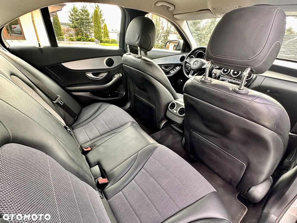 Mercedes-Benz Klasa C - 33