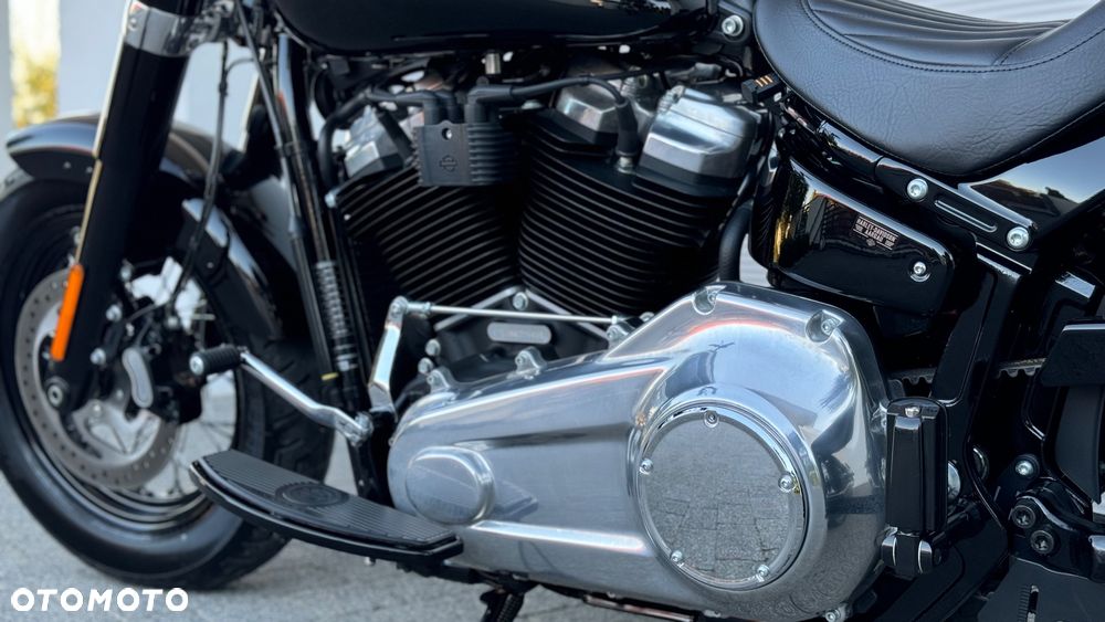 Harley-Davidson Softail Slim - 19