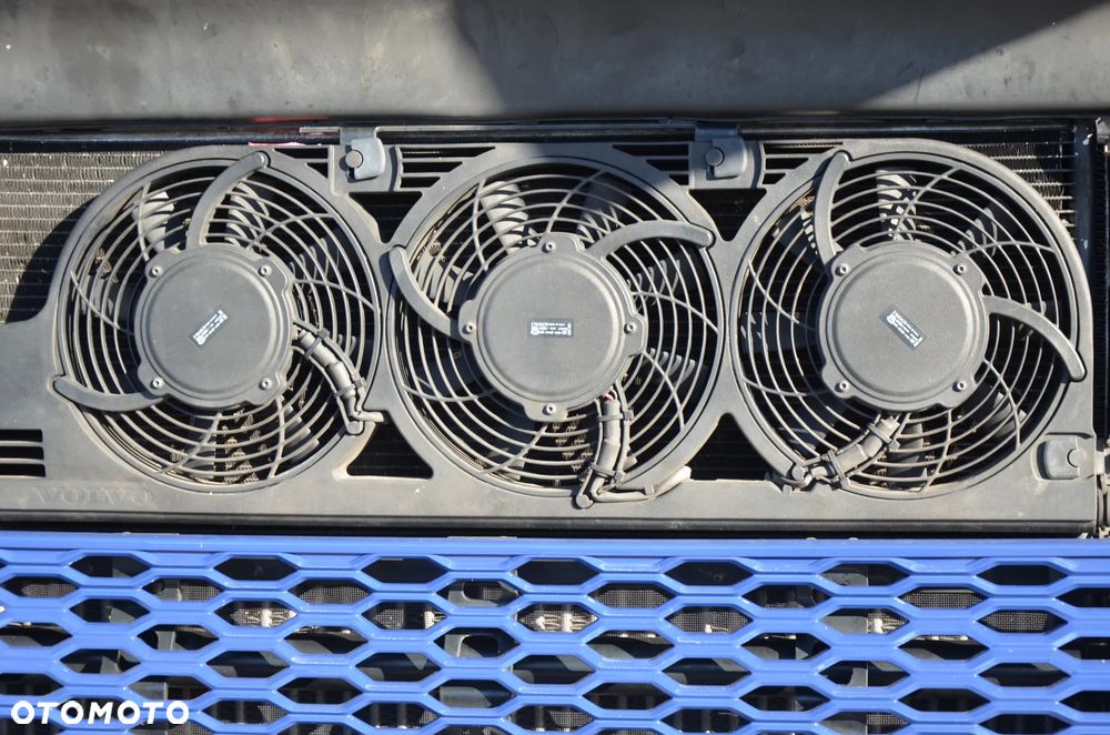 Volvo FH 5 / NEW / I-SAVE / KLIMA P. / LED / NAVI / KAMERA / 9523 - 6