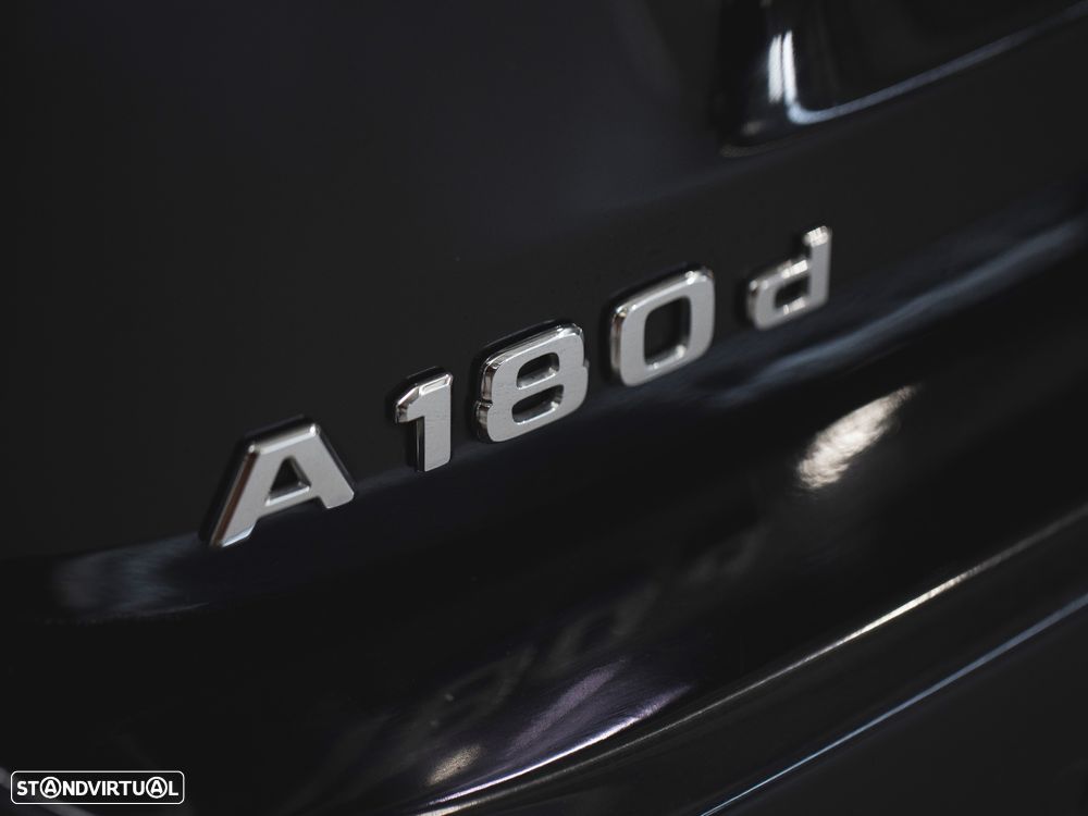 Mercedes-Benz A 180 d Progressive Aut. - 13
