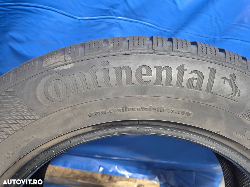 215/65/17T Continental - 4