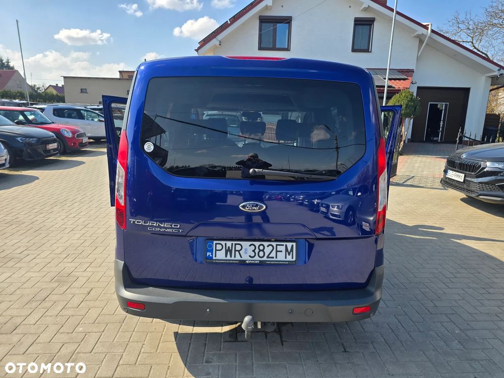 Ford Tourneo Connect - 22