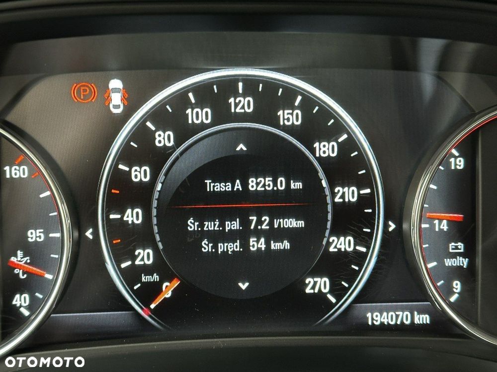 Opel Insignia 2.0 CDTI Cosmo S&S - 26