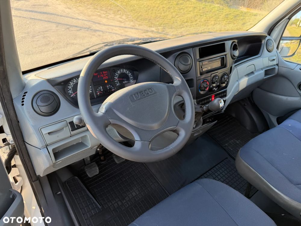 Iveco 35C13 * 2.3 / 130KM * Skrzyniowy * Rama * Rozstaw osi: 3.7m * - 28