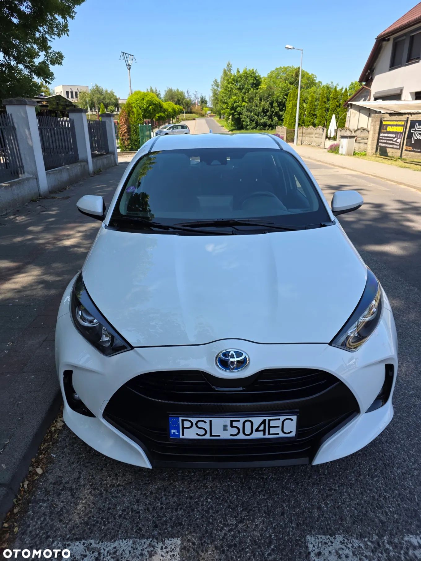 Toyota Yaris Hybrid 1.5 Style - 1