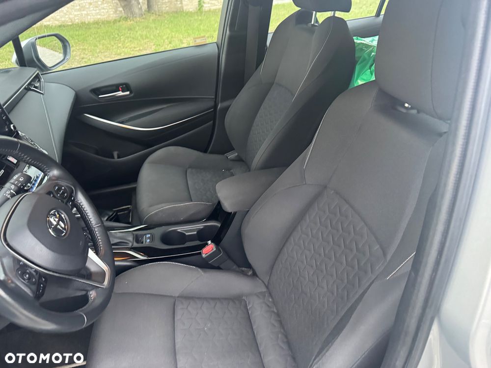 Toyota Corolla 1.8 Hybrid Comfort - 13