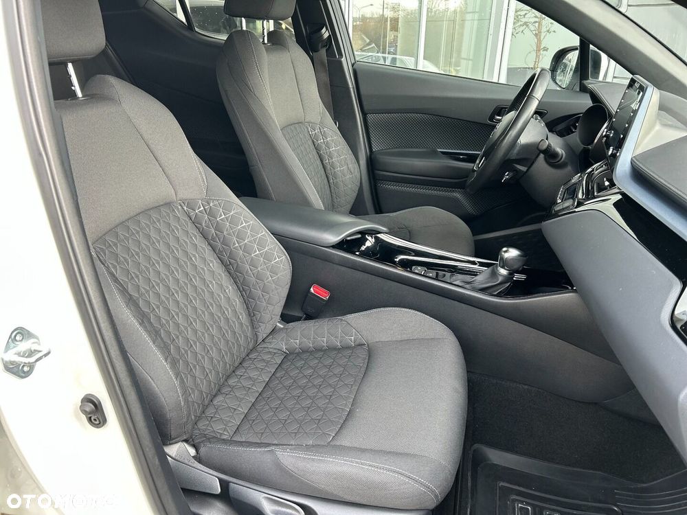 Toyota C-HR 2.0 Hybrid Style - 10