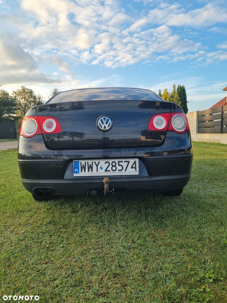 Volkswagen Passat - 5