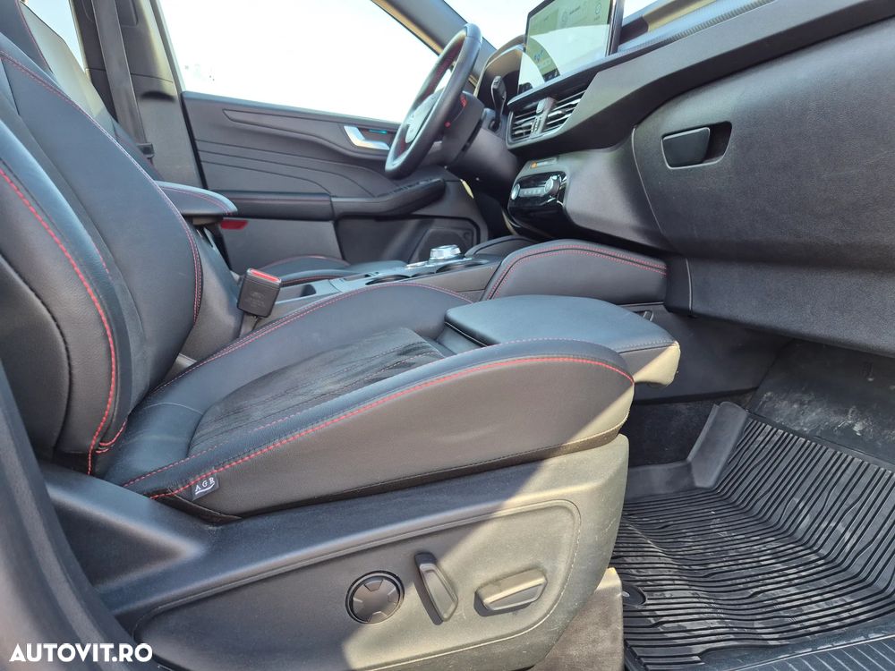 Ford Kuga 2.5 Duratec FWD PHEV ST-Line X - 25