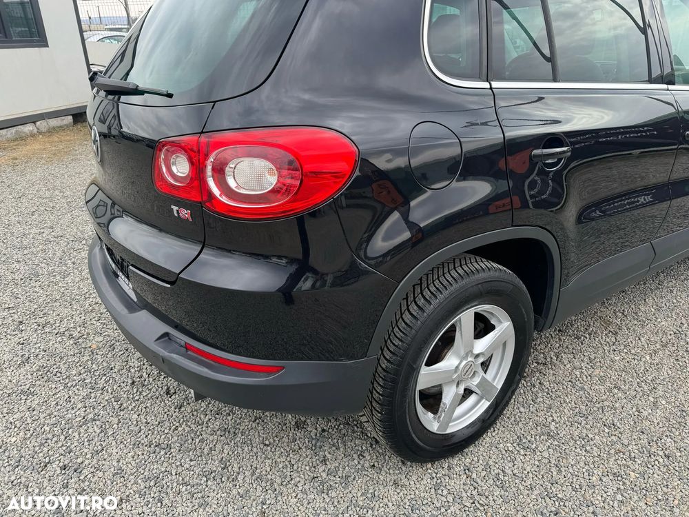Volkswagen Tiguan - 10