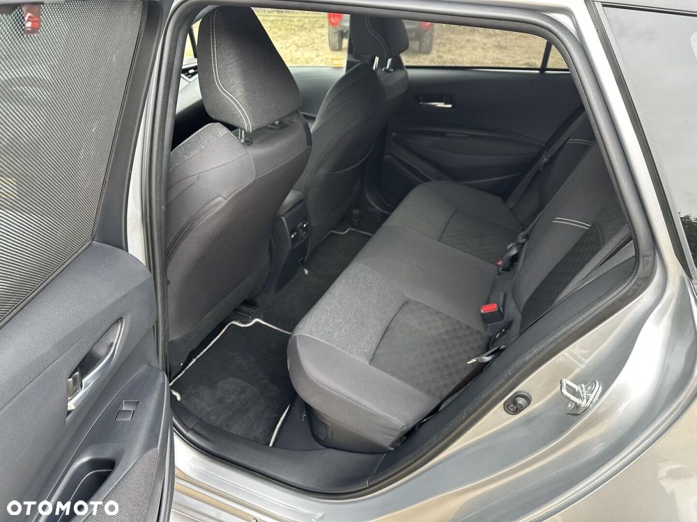 Toyota Corolla 2.0 Hybrid Comfort - 13