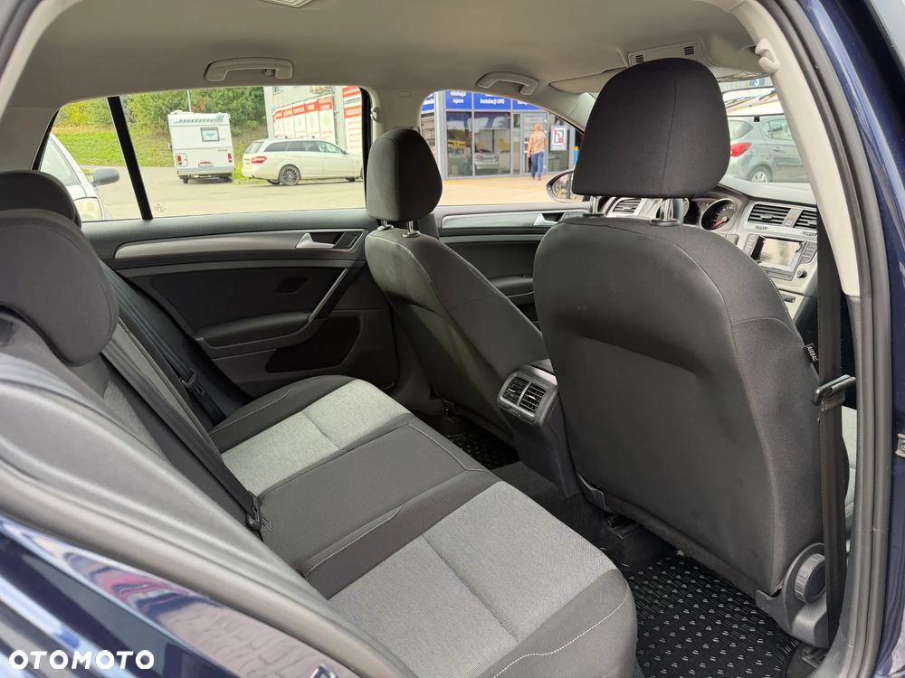 Volkswagen Golf 1.2 TSI BMT Trendline - 23