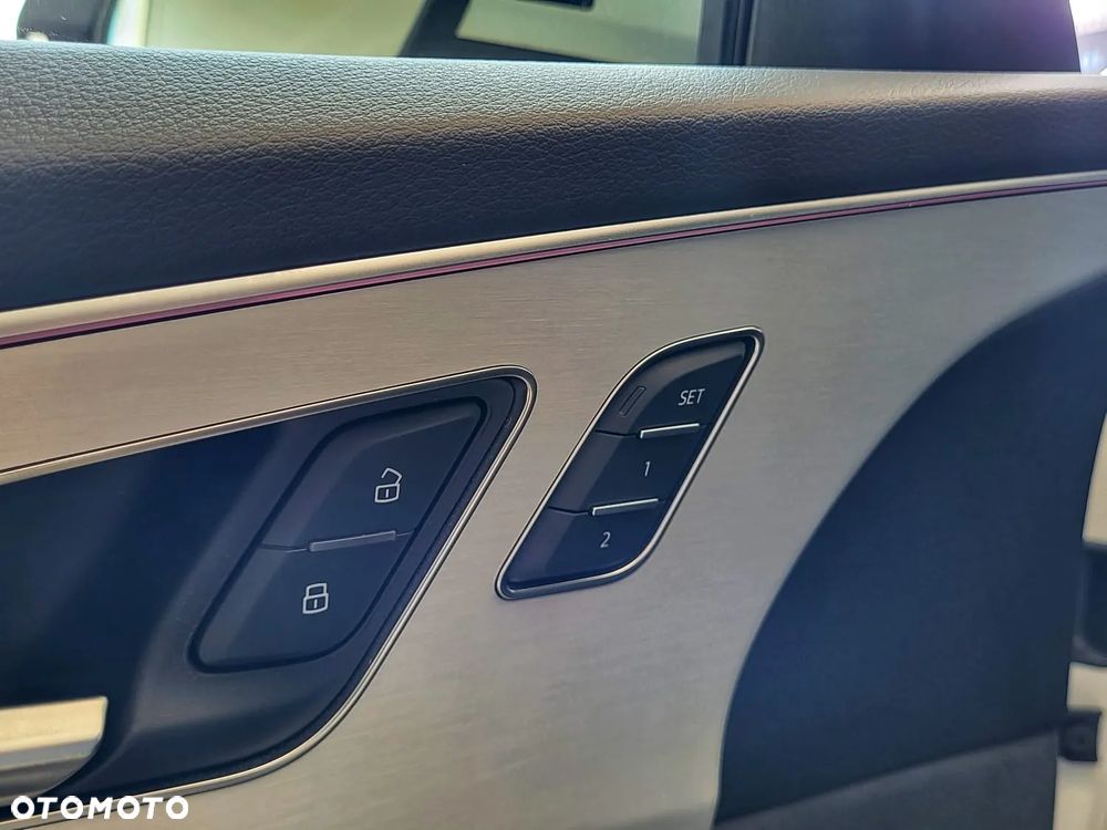 Audi Q8 - 11