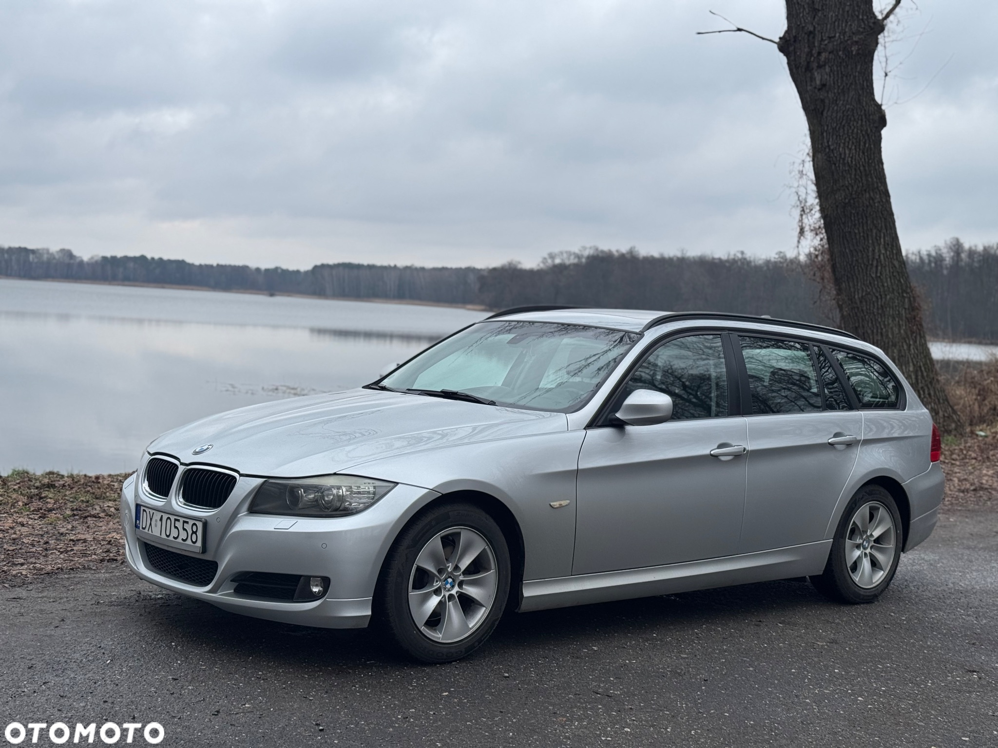 BMW Seria 3 318d - 14