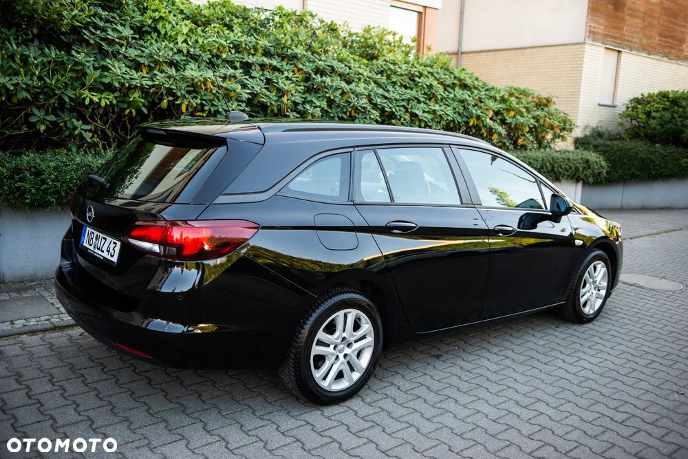 Opel Astra 1.5 D Start/Stop Sports Tourer 2020 - 4