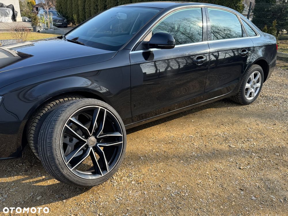 Audi A4 Limousine - 7