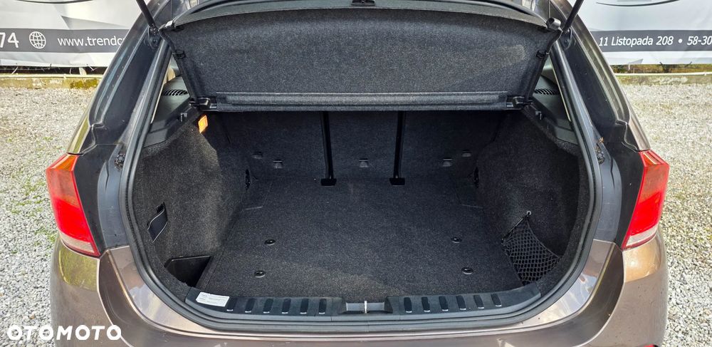 BMW X1 sDrive18i xLine - 25