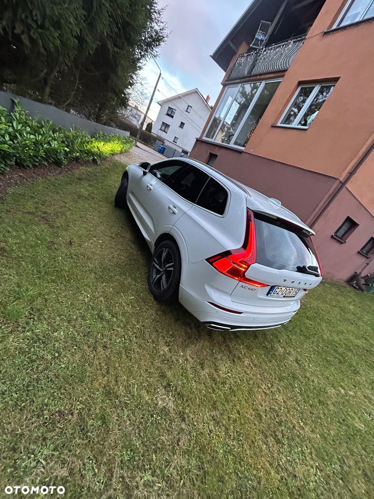 Volvo XC 60 D4 R-Design - 8