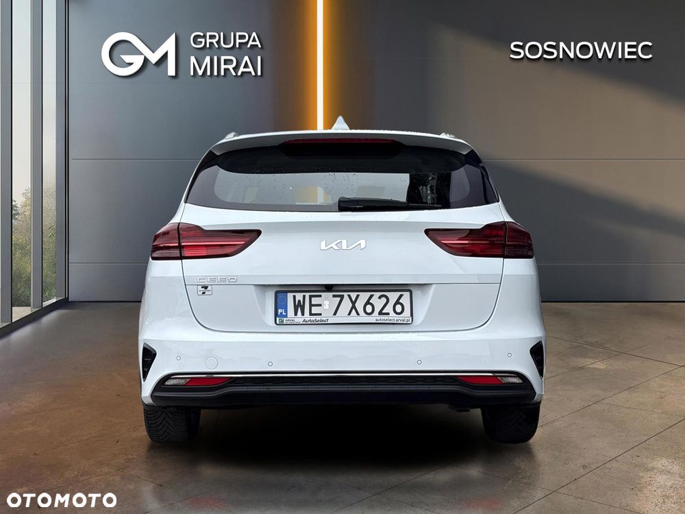 Kia Ceed 1.5 T-GDI M - 4