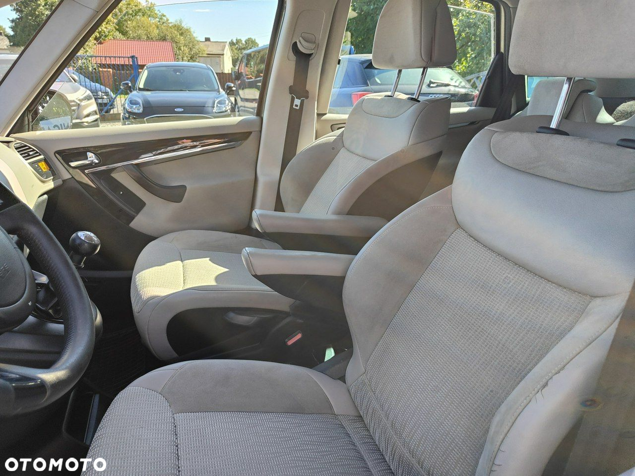 Citroën C4 Picasso 1.6 HDi FAP Exclusive - 13