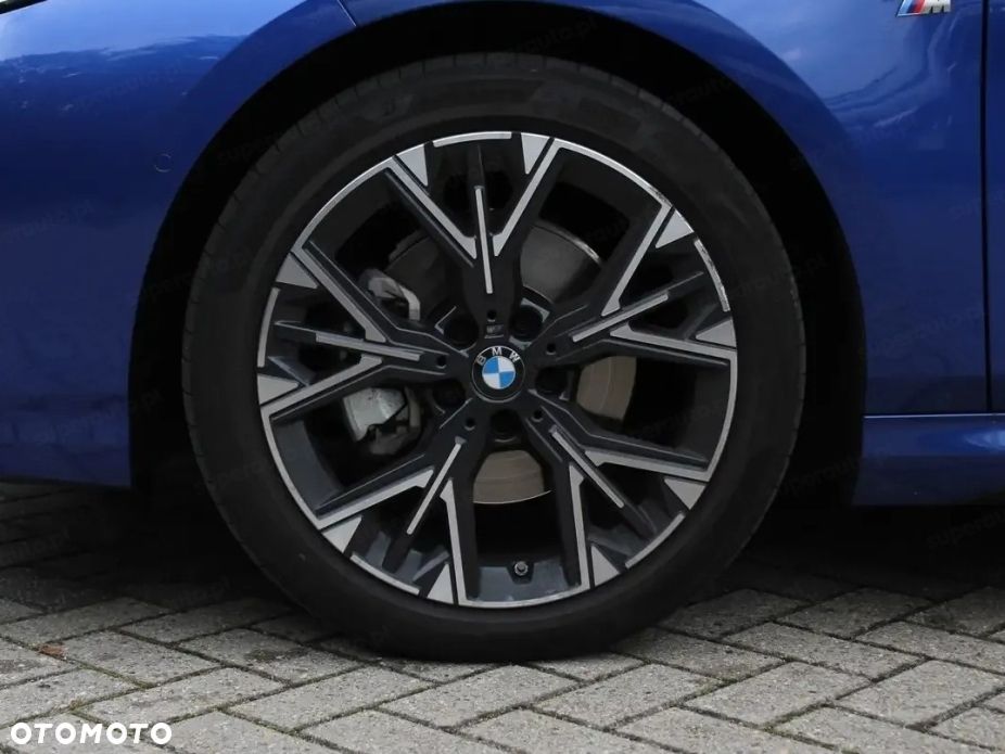 BMW Seria 1 120 mHEV - 16