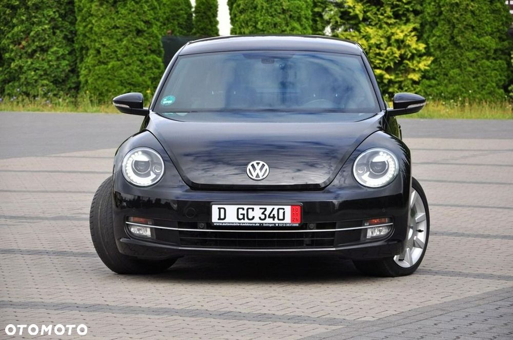 Volkswagen New Beetle - 2