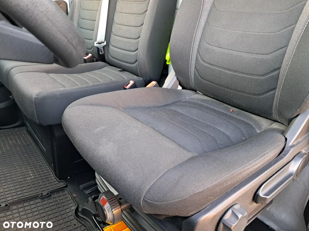 Iveco Daily 72C180 Kontener + Winda 1 Tona Salon Polska - 14