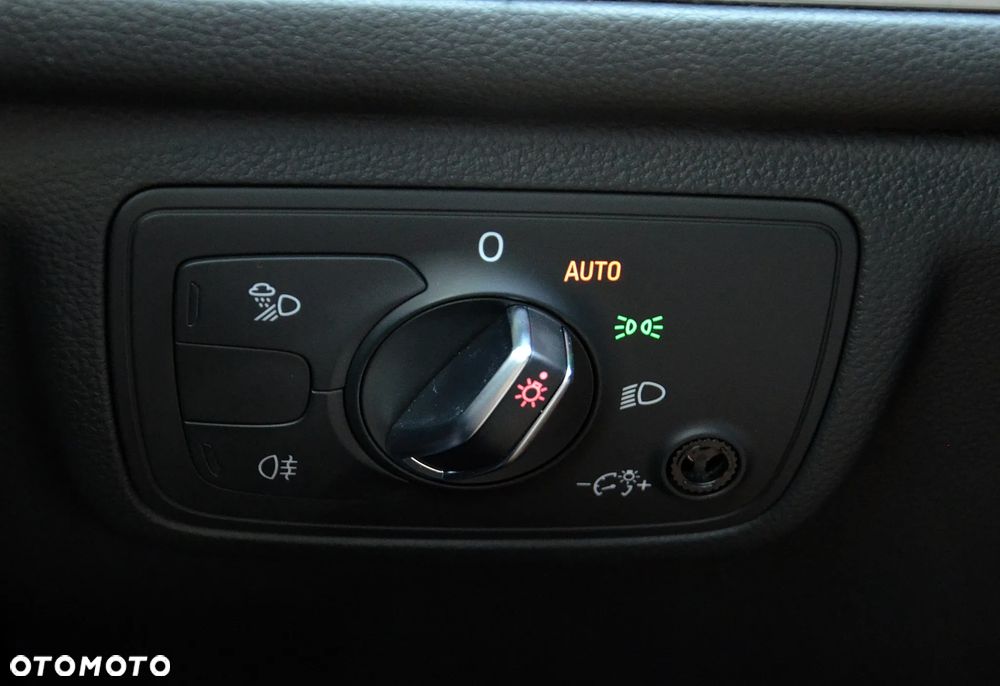 Audi A6 Avant 2.0 TDI Ultra S tronic - 22