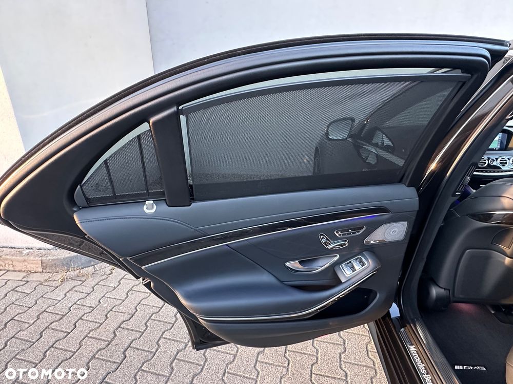Mercedes-Benz Klasa S 560 4-Matic L 9G-TRONIC - 34