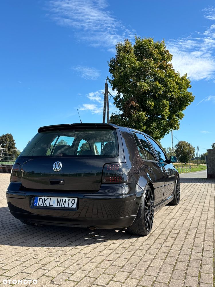 Volkswagen Golf - 17