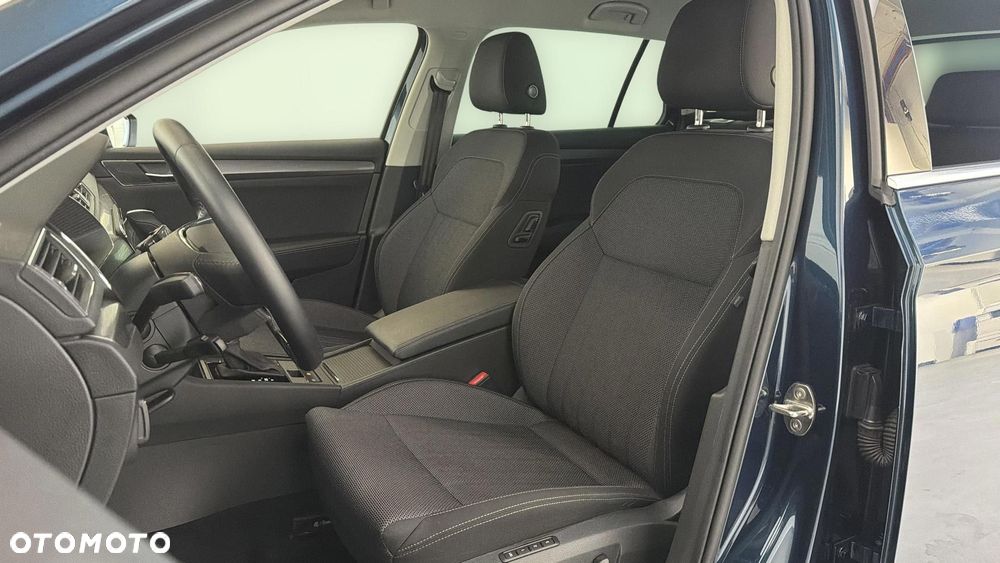 Skoda Superb 2.0 TDI SCR Style DSG - 12