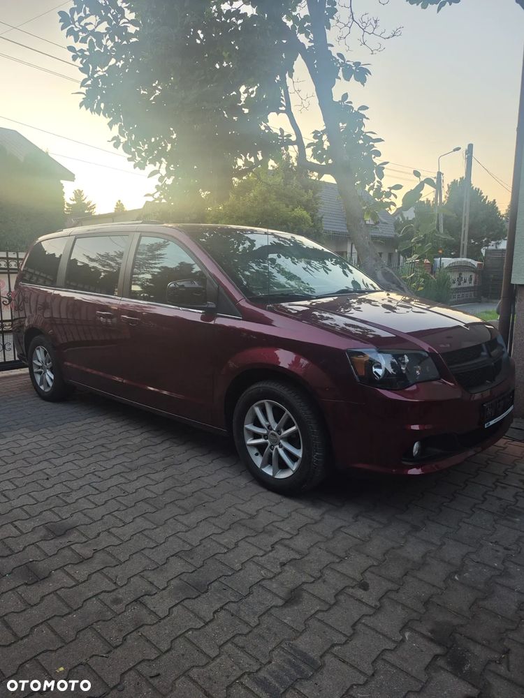 Dodge Grand Caravan 3.6 R/T - 13