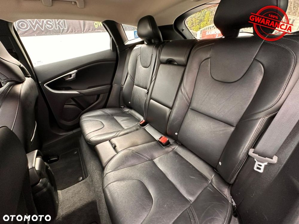 Volvo V40 D2 Drive-E R-Design Kinetic - 31