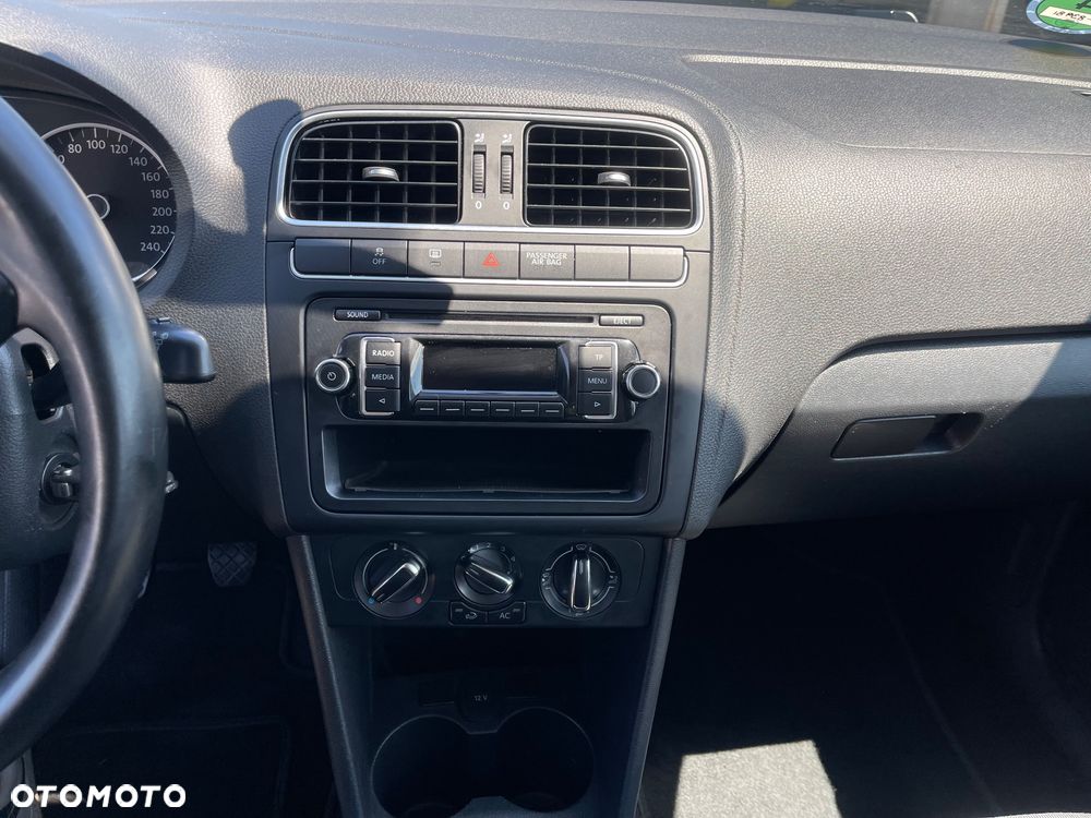 Volkswagen Polo 1.2 Blue Motion Technology Team - 12