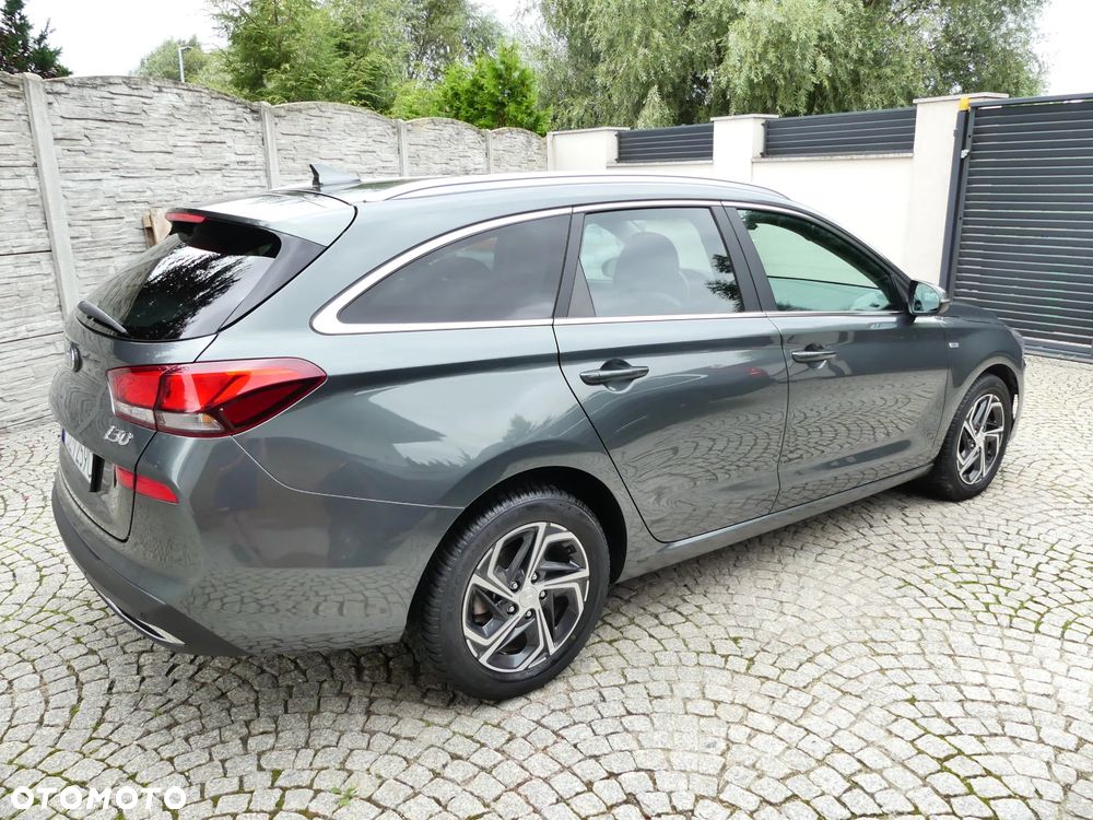 Hyundai i30 1.5 T-GDI 48V Smart - 12