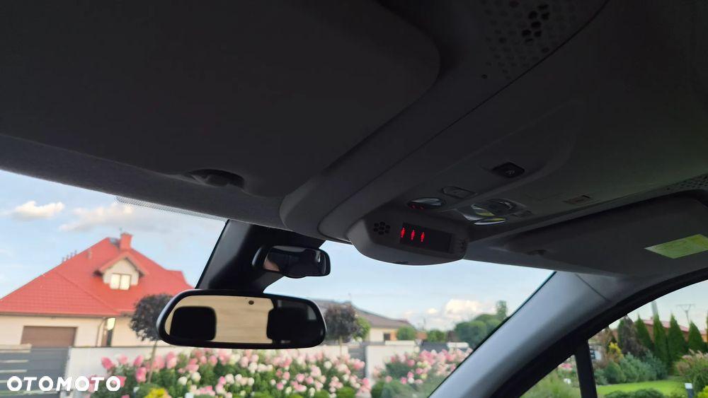 Citroën Berlingo M BlueHDi 130 SHINE - 25