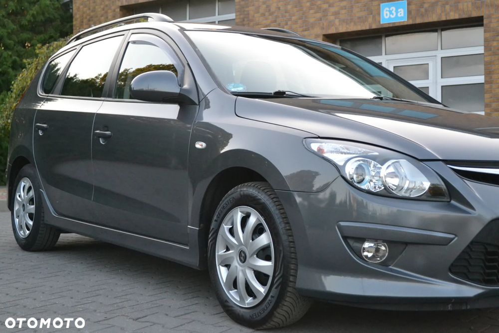 Hyundai i30 1.4 Blue Comfort - 11