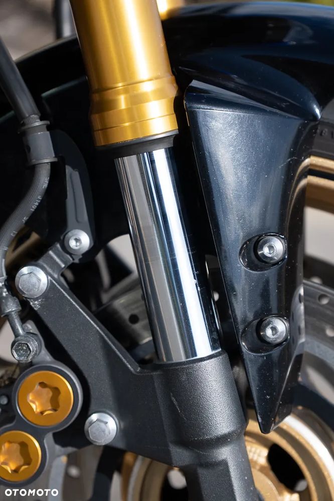 Yamaha FZ8 - 24