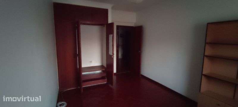 Vendo Apartamento em São Domingos de Rana - Grande imagem: 3/11