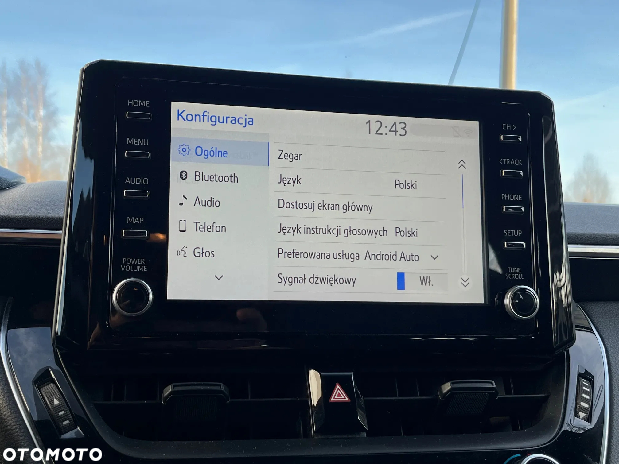 Toyota Corolla 1.8 Hybrid Comfort - 33
