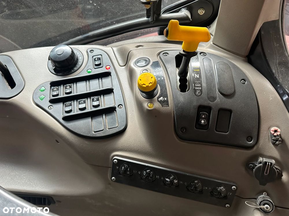 Case IH Maxxum 140 Multicontroller - 17